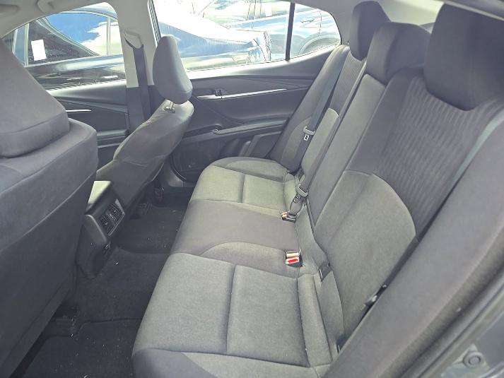 Toyota Camry  2025