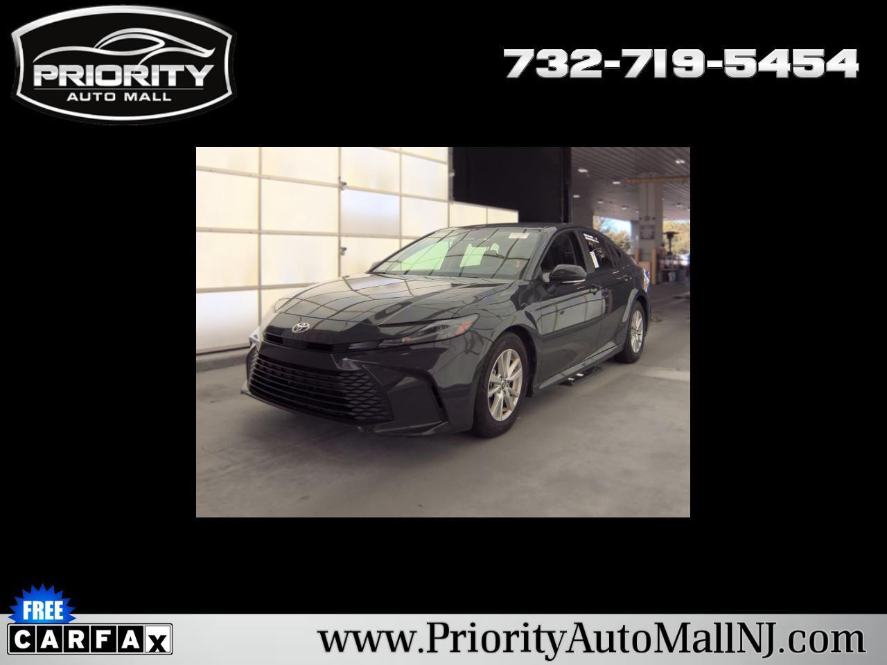 Toyota Camry  2025