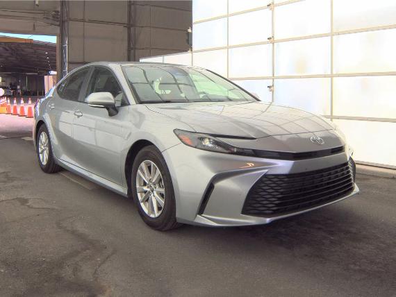 Toyota Camry  2025