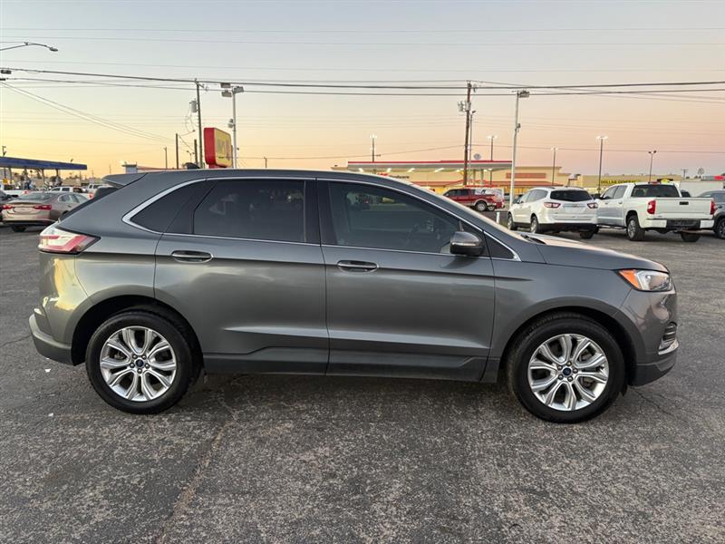 Ford Edge Titanium AWD 2022