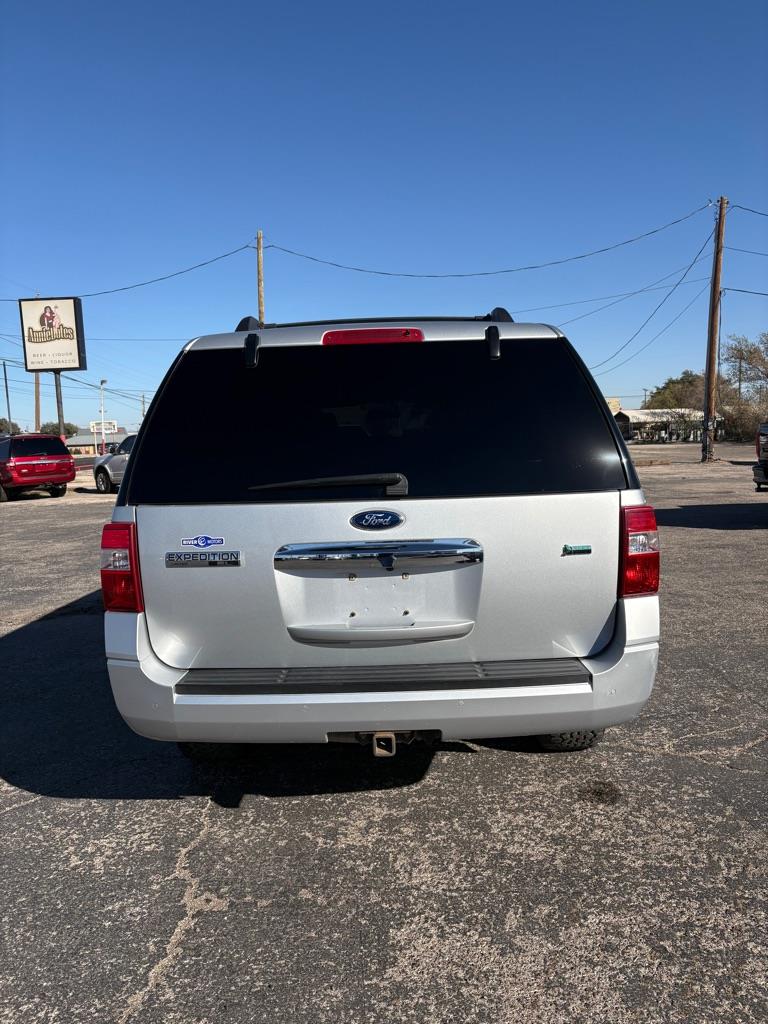 Ford Expedition EL Limited 2WD 2013