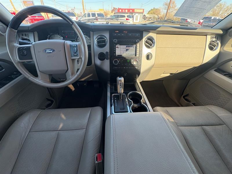 Ford Expedition EL Limited 2WD 2013