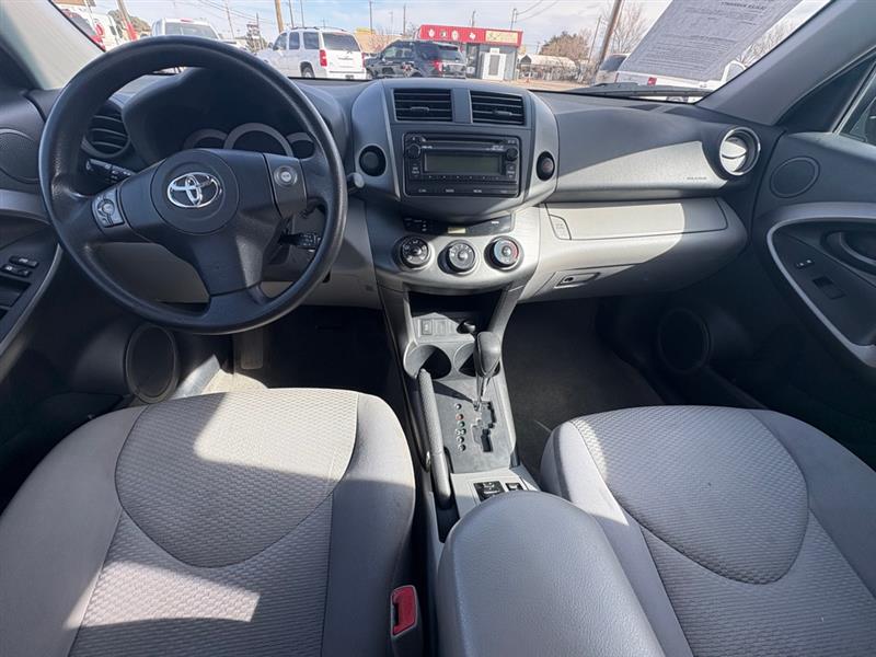 Toyota RAV4 Base I4 2WD 2012