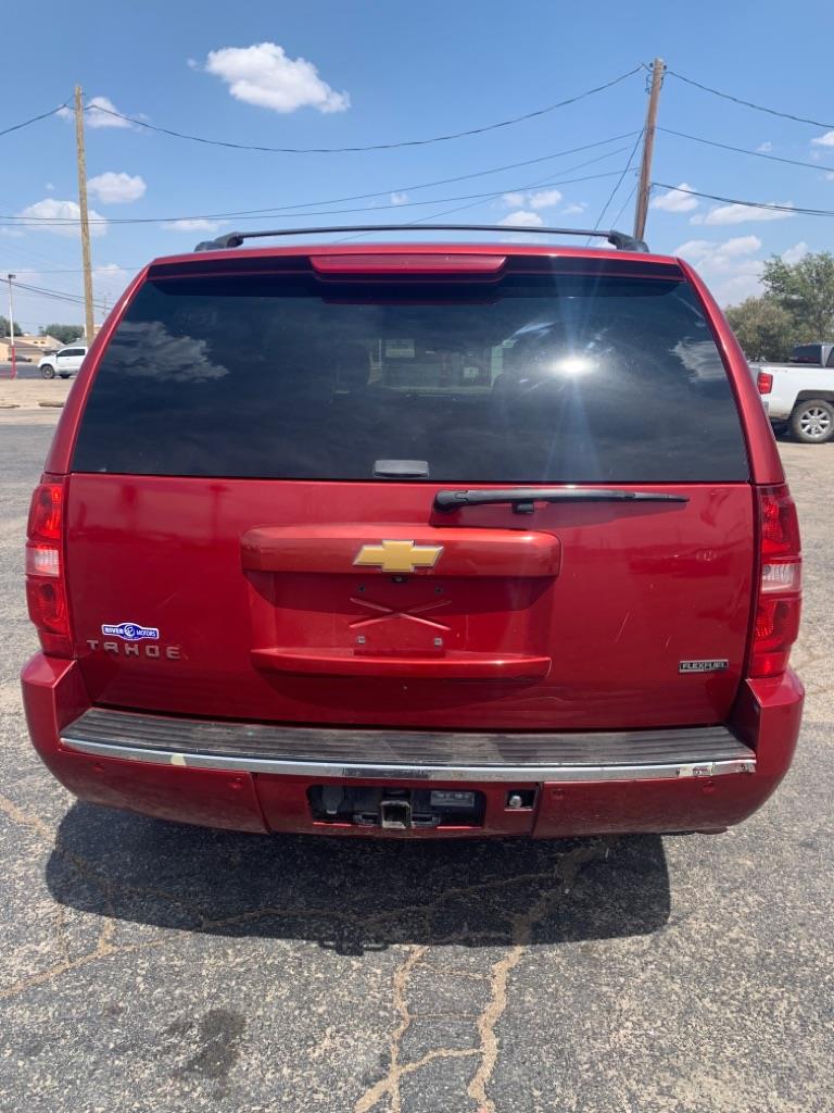 Chevrolet Tahoe LTZ 2WD 2012