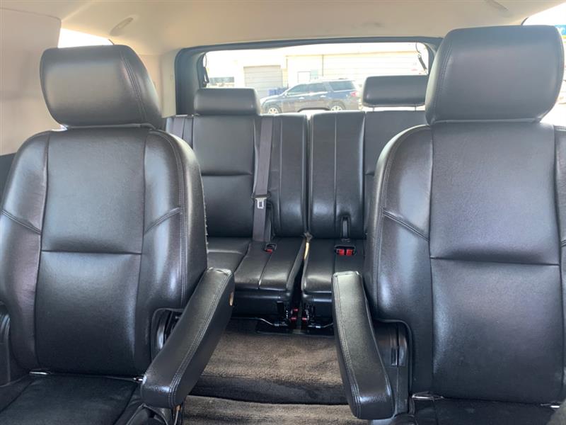 Chevrolet Tahoe LTZ 2WD 2012