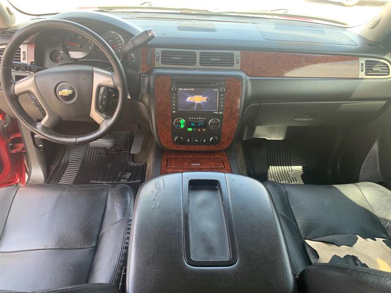 Chevrolet Tahoe LTZ 2WD 2012