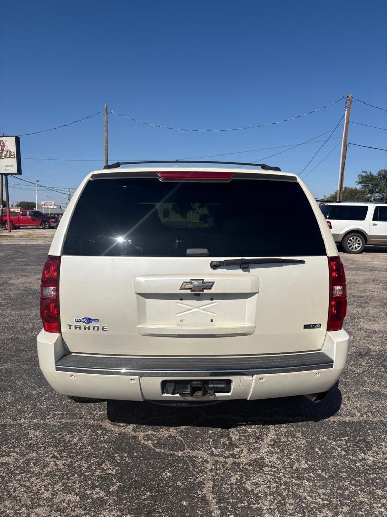 Chevrolet Tahoe LTZ 4WD 2009