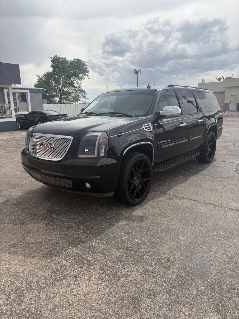GMC Yukon XL SLE-1 1/2 Ton 2WD 2007