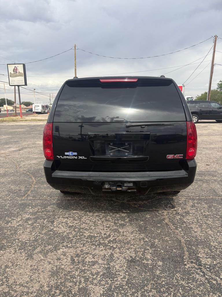 GMC Yukon XL SLE-1 1/2 Ton 2WD 2007