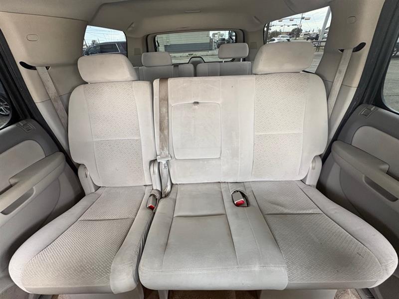 GMC Yukon XL SLE-1 1/2 Ton 2WD 2007