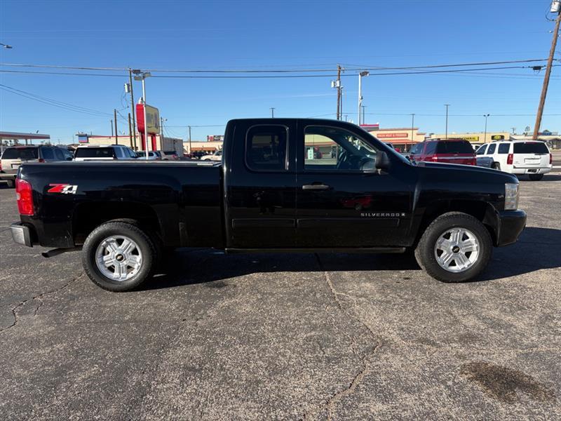 Chevrolet Silverado 1500 Work Truck Ext. Cab Std. Box 4WD 2008