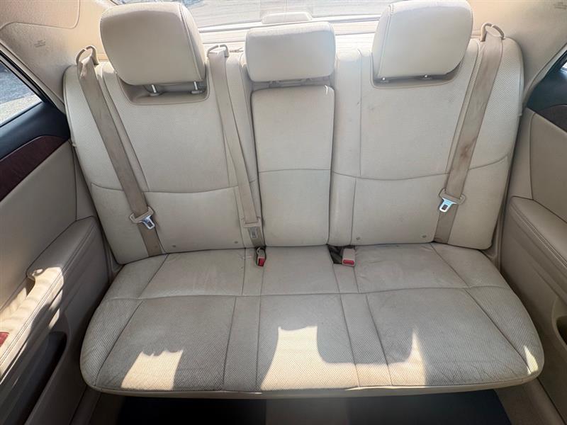 Toyota Avalon Base 2011