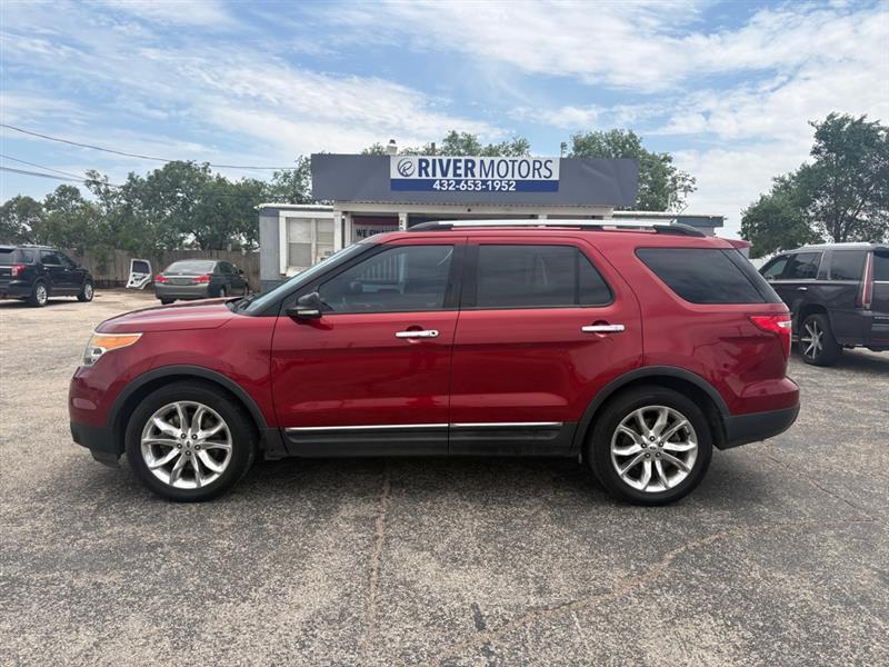 2013 Ford Explorer XLT's photo