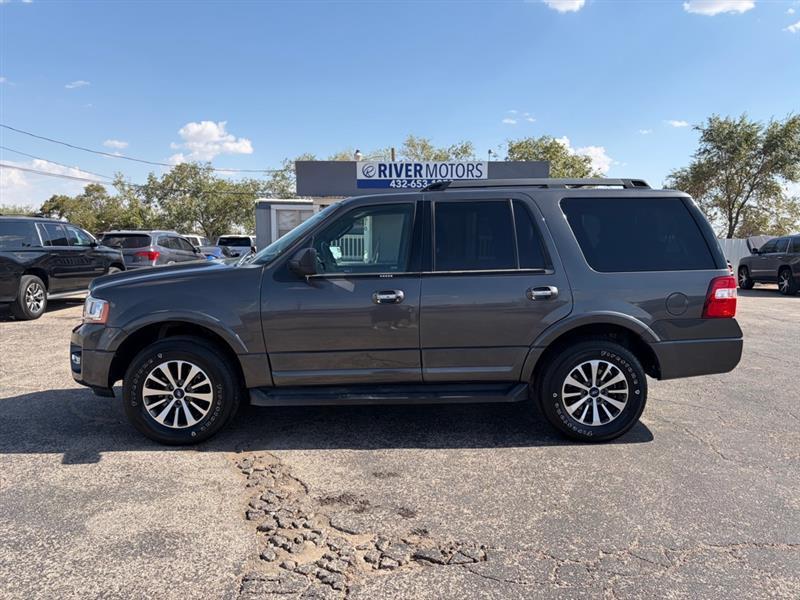 2017 Ford Expedition XLT 2WD