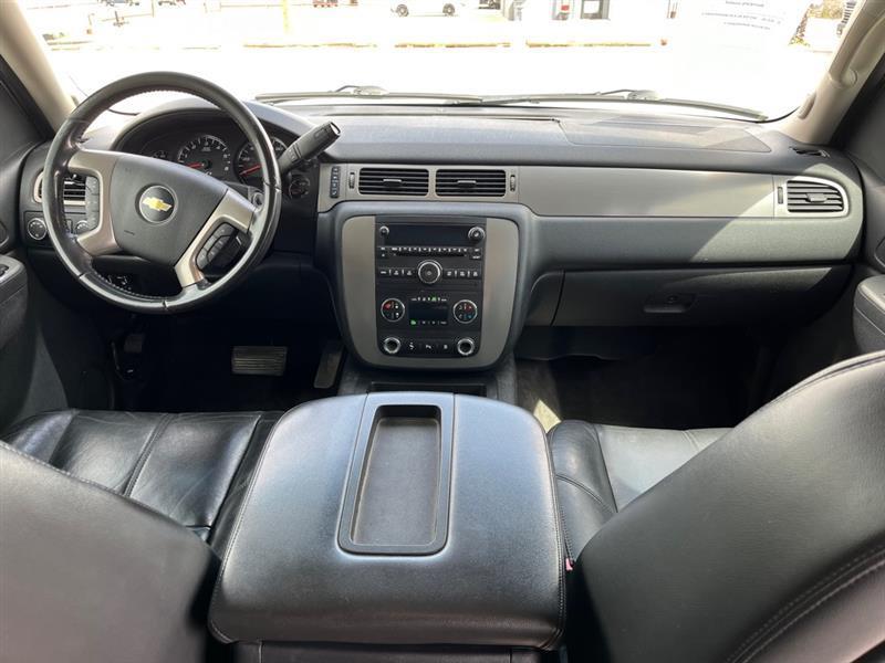 Chevrolet Tahoe LT 4WD 2011