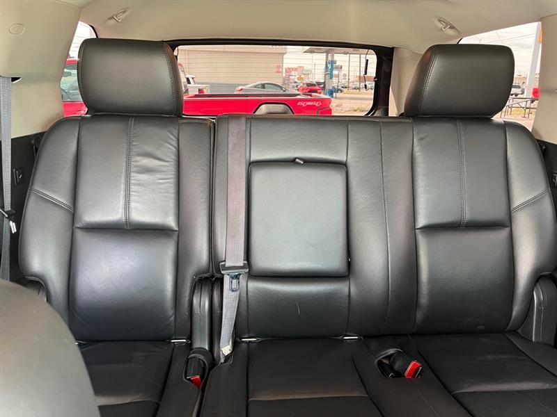 Chevrolet Tahoe LT 4WD 2011