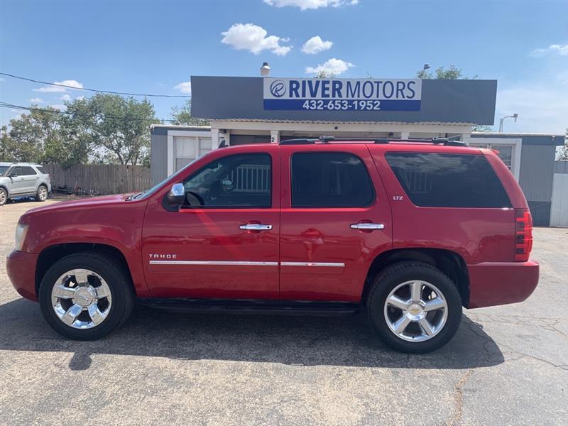 Chevrolet Tahoe LTZ 2WD 2012