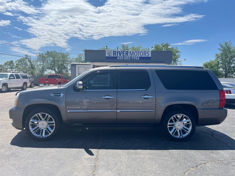 2013 Cadillac Escalade ESV AWD Platinum