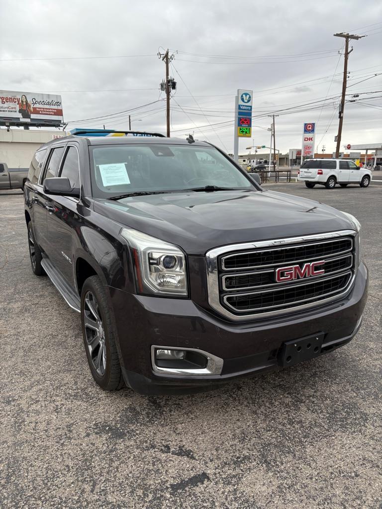 GMC Yukon XL SLT 1/2 Ton 4WD 2015