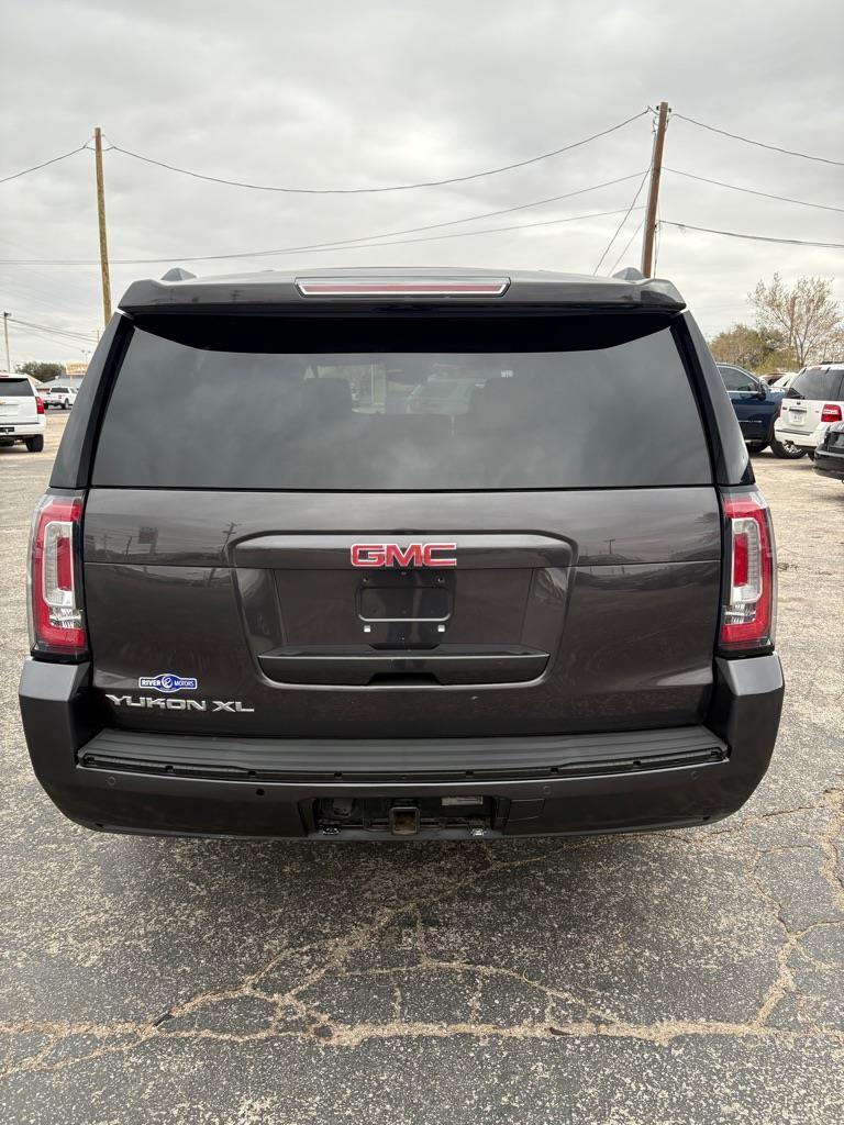 GMC Yukon XL SLT 1/2 Ton 4WD 2015
