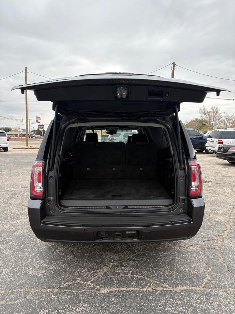 GMC Yukon XL SLT 1/2 Ton 4WD 2015