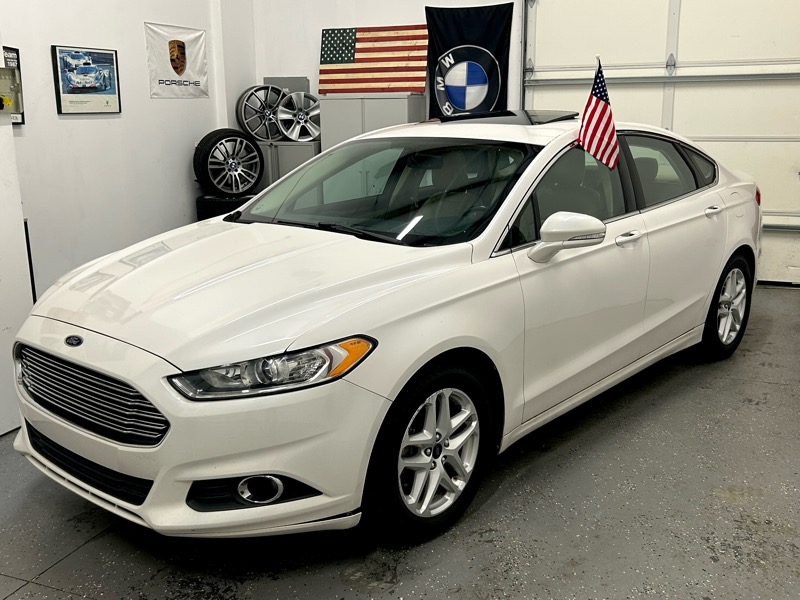 2014 Ford Fusion SE