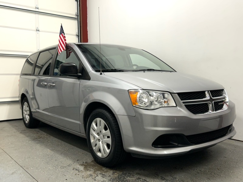 2018 Dodge Grand Caravan SE's photo