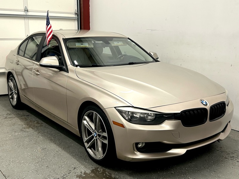 2014 BMW 3-Series 320i Sedan