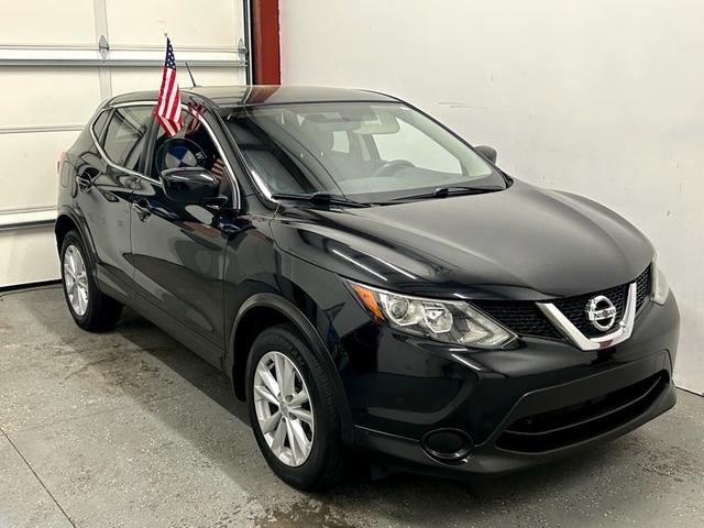 Black 2017 Nissan Rogue Sport SL SUV / Crossover Front-Wheel Drive