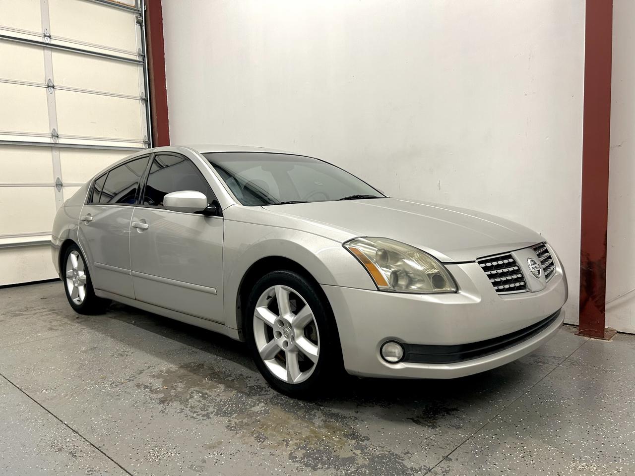 2005 Nissan Maxima SE