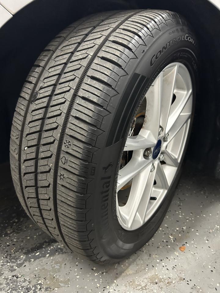2016 Ford Focus SE - Photo 13
