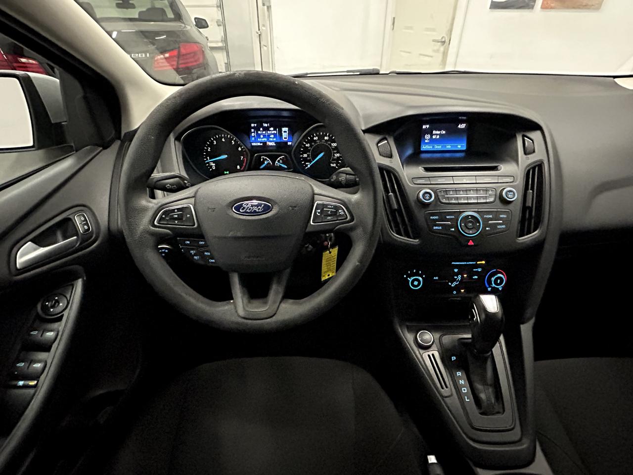 2016 Ford Focus SE - Photo 16