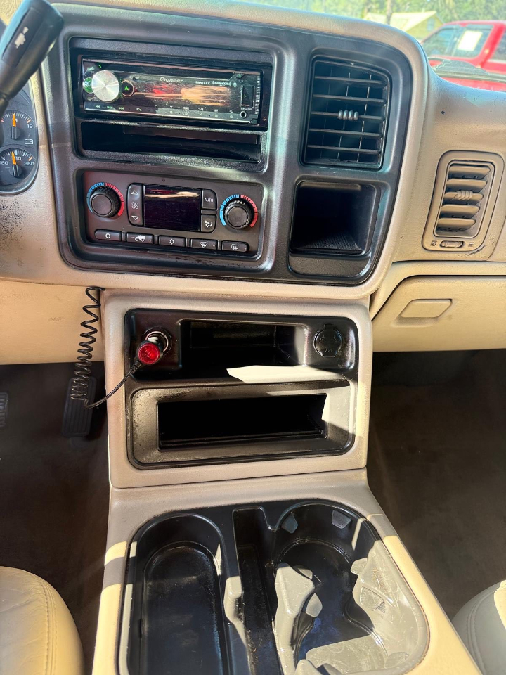 Chevrolet Tahoe  2004