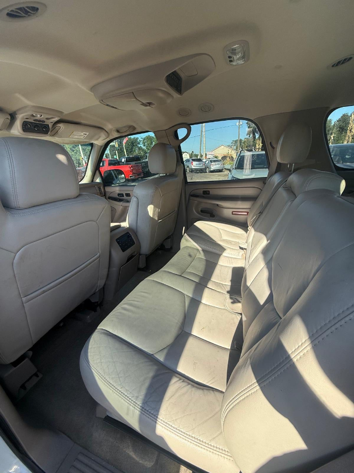 Chevrolet Tahoe  2004