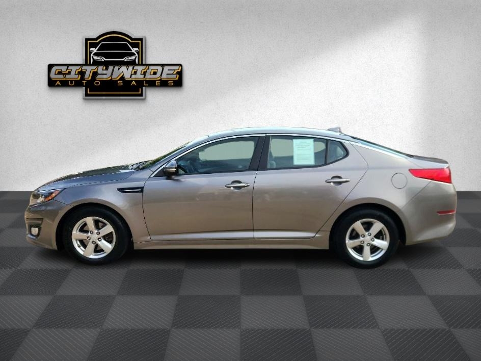 2015 Kia Optima LX photo 4