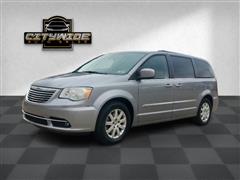 2016 Chrysler Town & Country 