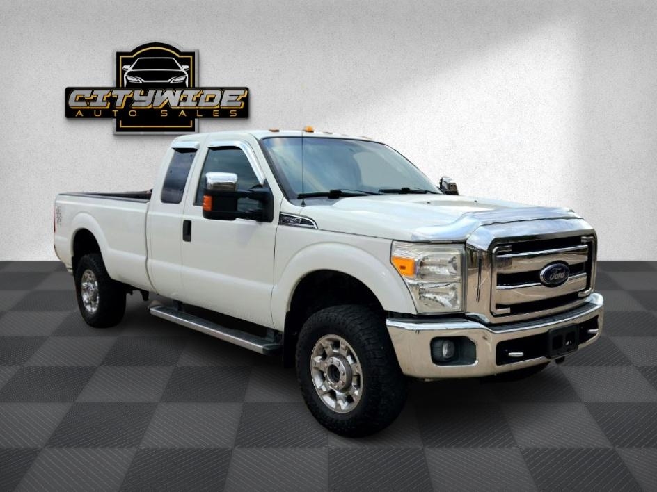 2016 Ford F-350 XLT photo 2