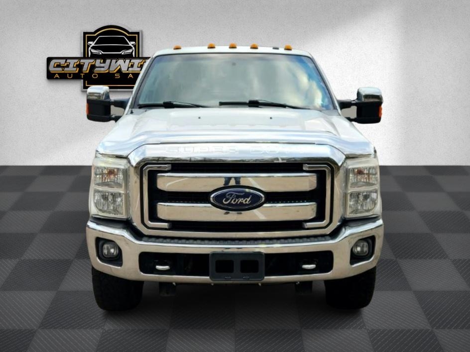 2016 Ford F-350 XLT photo 4