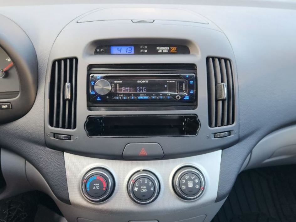 Hyundai Elantra GLS 2009