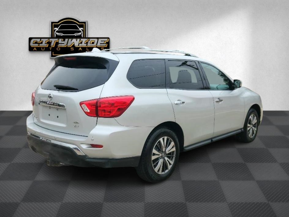 Nissan Pathfinder SV 4WD 2017