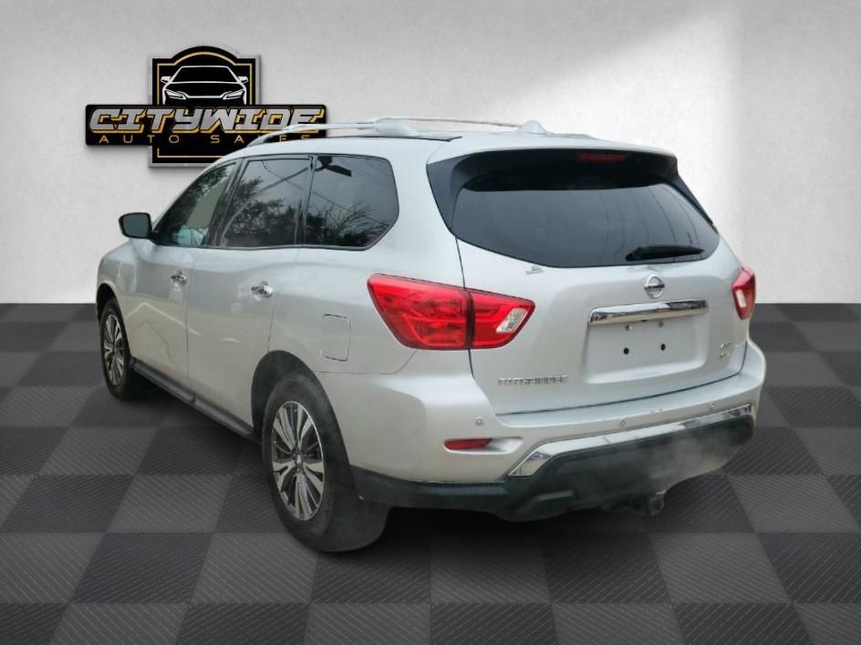 Nissan Pathfinder SV 4WD 2017