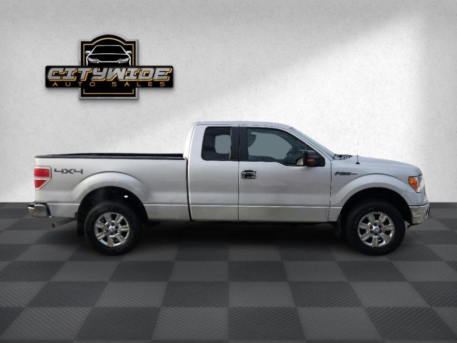 Ford F-150 XLT SuperCab 8-ft. Bed 4WD 2012