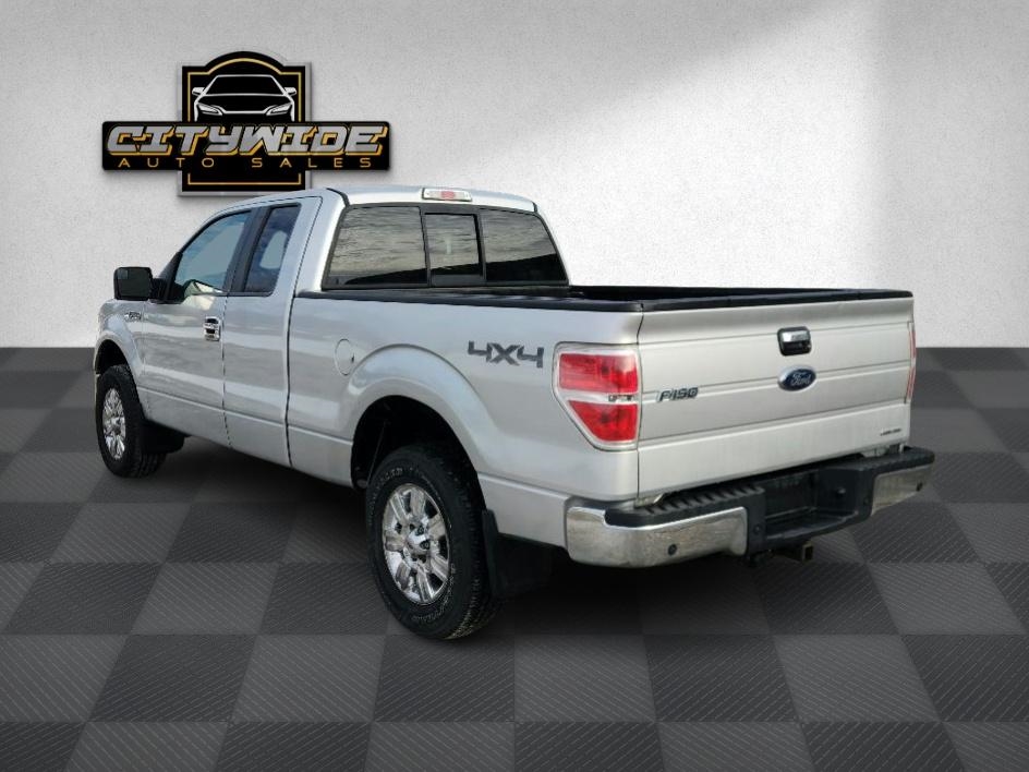Ford F-150 XLT SuperCab 8-ft. Bed 4WD 2012