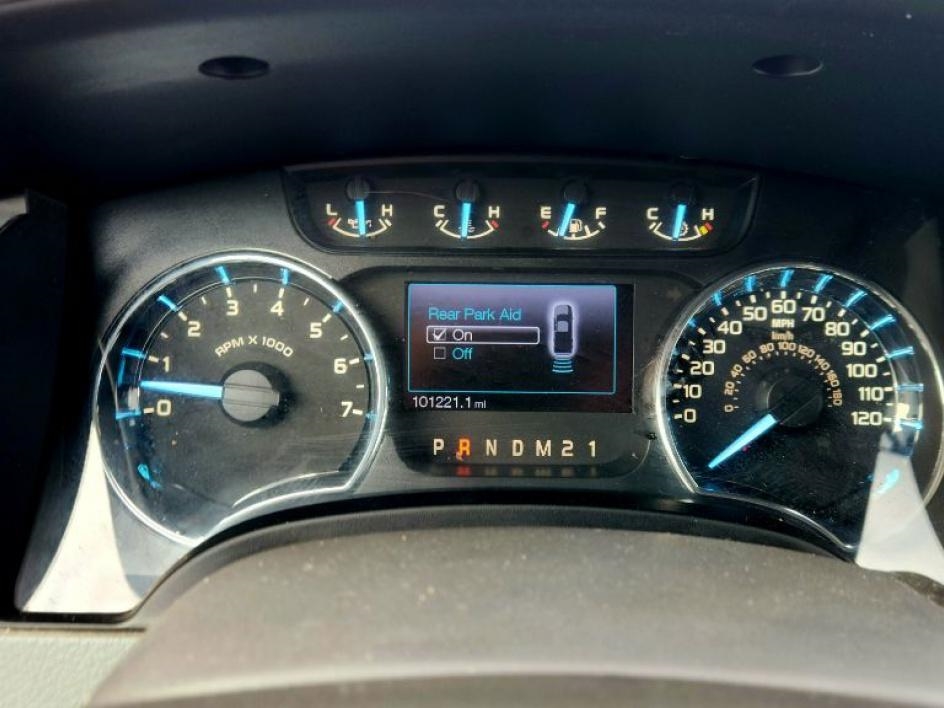 Ford F-150 XLT SuperCab 8-ft. Bed 4WD 2012