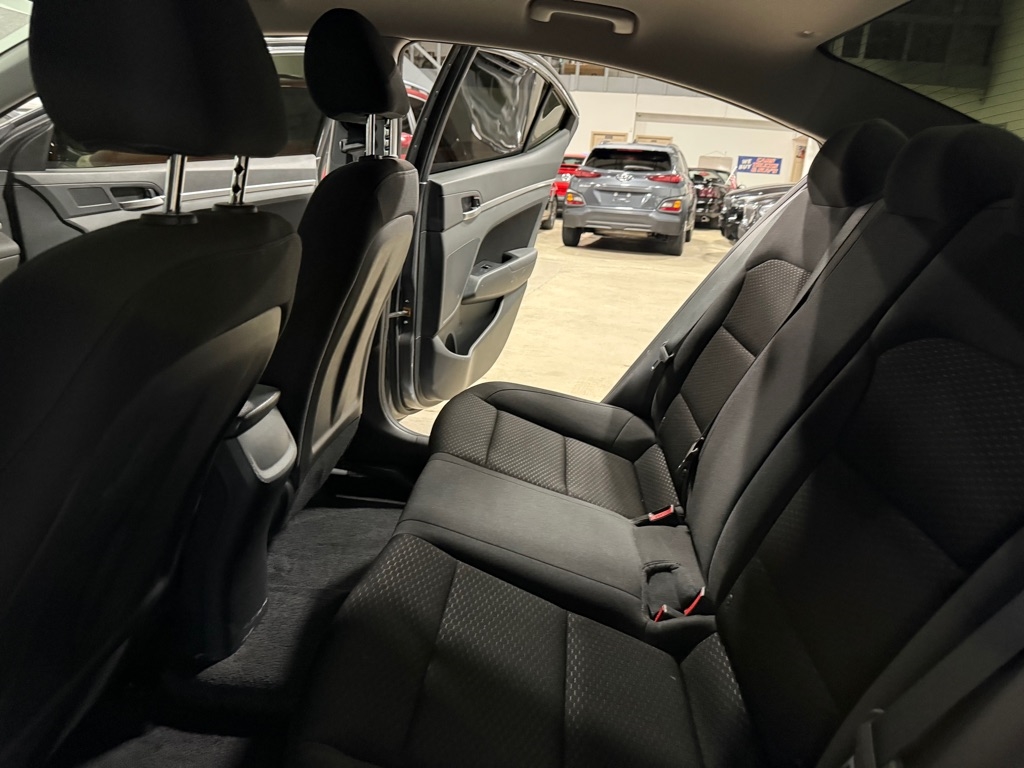 Hyundai Elantra Limited 2019