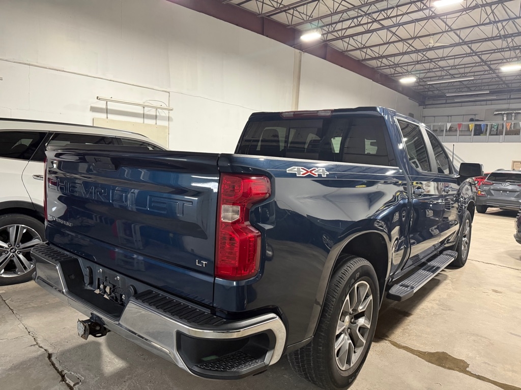Chevrolet Silverado 1500 LT Crew Cab 4WD 2021