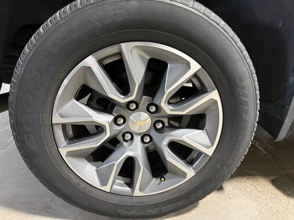 Chevrolet Silverado 1500 LT Crew Cab 4WD 2021