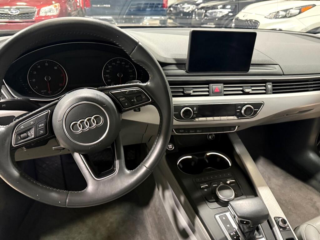 Audi A4 2.0T Premium Sedan 2017