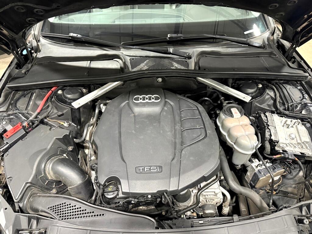 Audi A4 2.0T Premium Sedan 2017