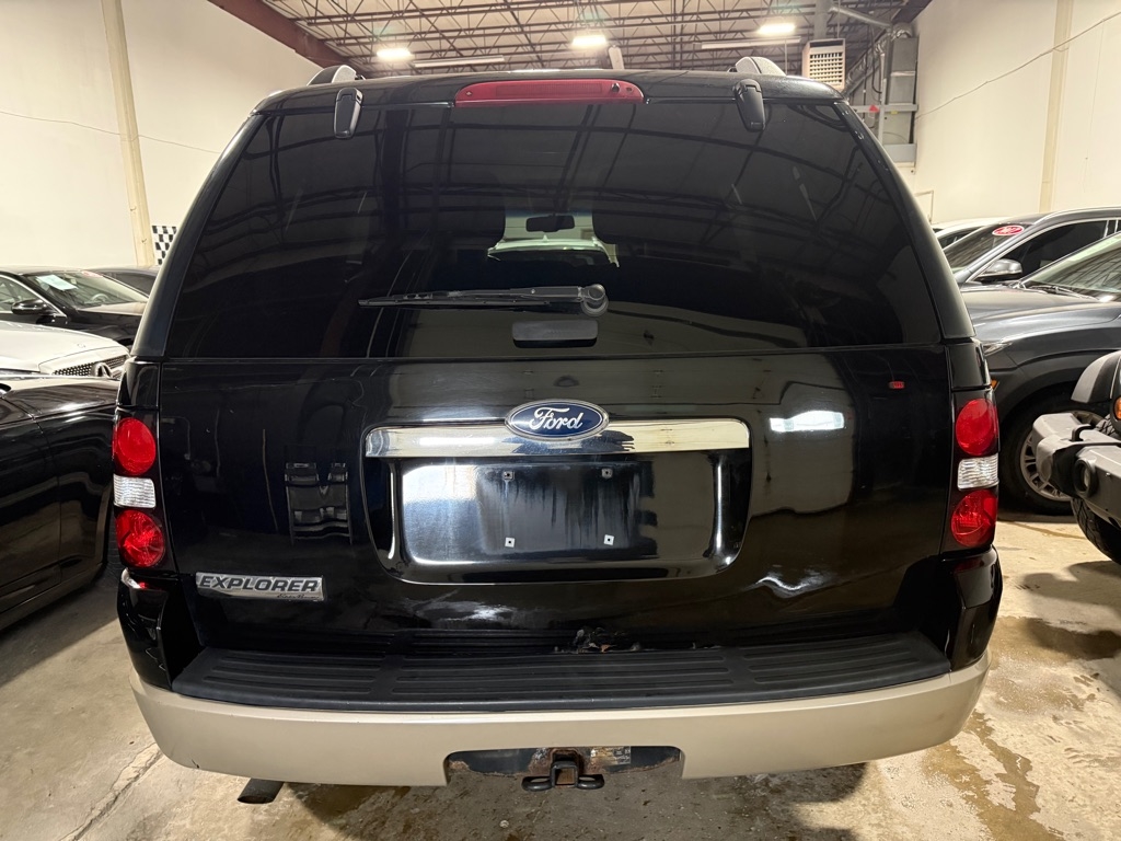 Ford Explorer Eddie Bauer 4.0L 2WD 2010